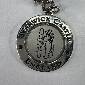Vintage Warwick Castle England Bear Crest Souvenir Keychain Keyring